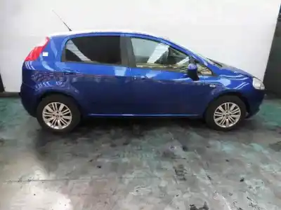 Hurda Aracı FIAT GRANDE PUNTO (199_) 1.3 D MULTIJET (199.AXD11, 199.AXD1A, 199.AXD1B,... Yılın 2006 güçlü 199A3000