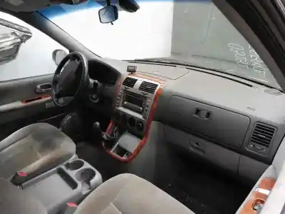 Vehicul casat kia carnival ii 2.9 cdri ex al anului 2006 alimentat j3