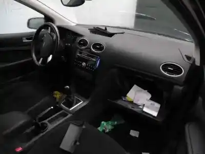 Veículo de Sucata ford focus berlina (cap) ghia do ano 2006 alimentado hxda