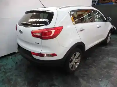 Здавання транспортного засобу kia sportage concept 4x2 року 2012 потужний d4fd