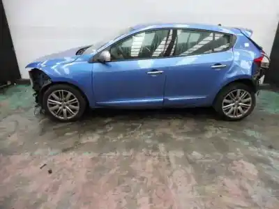 Vehículo de desguace RENAULT MEGANE III BERLINA 5 P Dynamique del año 2013 con motor H5F A4