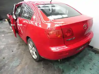 Véhicule à la ferraille mazda 3 berlina (bk) 2.0 sportive de l'année 2004 alimenté lf