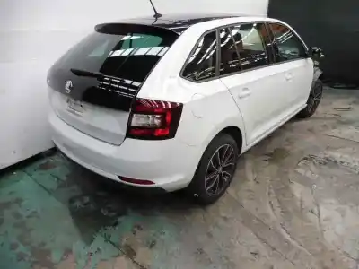 Scrapping Vehicle skoda spaceback (5h) like of the year 2017 powered chzb