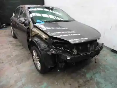 Veículo de Sucata opel astra h berlina edition do ano 2011 alimentado a17dtr