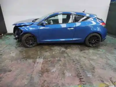 Veículo de Sucata RENAULT MEGANE III COUPE Dynamique do ano 2011 alimentado F4R872