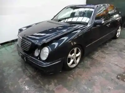 Vehicul casat mercedes                                           clase e (w210) berlina diesel                                                                                                                                                                                                                              220 cdi (210.006)                                                                                                                                                                                                                                          al anului 2004 alimentat om611961