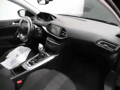 Veículo de Sucata peugeot 308 sw allure do ano 2015 alimentado ah01