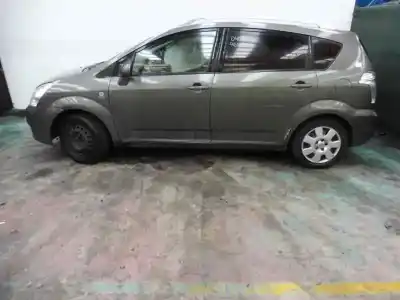 Scrapping Vehicle TOYOTA COROLLA VERSO (R1) 2.0 D-4D Luna of the year 2004 powered 1CDFTV