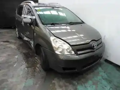 Здавання транспортного засобу toyota corolla verso (r1) 2.0 d-4d luna року 2004 потужний 1cdftv