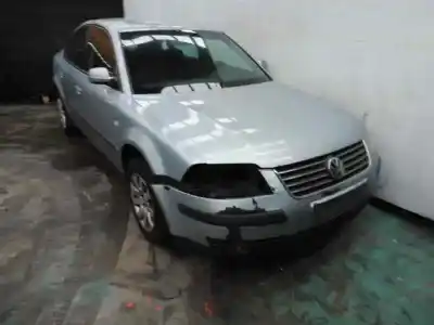 Sloopvoertuig volkswagen passat berlina (3b3) edition van het jaar 2002 aangedreven avb