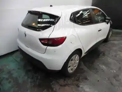 Véhicule à la ferraille renault clio iv business de l'année 2015 alimenté k9kb6
