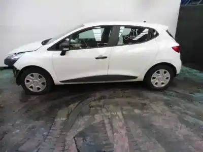 Véhicule à la ferraille renault clio iv business de l'année 2015 alimenté k9kb6