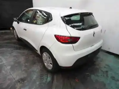 Véhicule à la ferraille renault clio iv business de l'année 2015 alimenté k9kb6