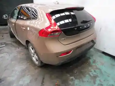 Утилизация автомобиля volvo                                              v40                                                                                                                                                                                                                                                        r-design kinetic года 2014 питание d4162t