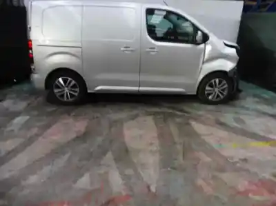 Здавання транспортного засобу peugeot expert combi standard року 2017 потужний bh01