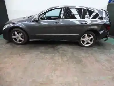 Vehicul casat MERCEDES CLASE R (W251) R 350 CDI 4-Matic (251.022) al anului 2010 alimentat 642950