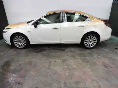 Здавання транспортного засобу opel insignia berlina cosmo року 2011 потужний a20dth