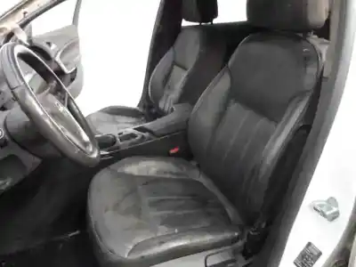 Здавання транспортного засобу opel insignia berlina cosmo року 2011 потужний a20dth