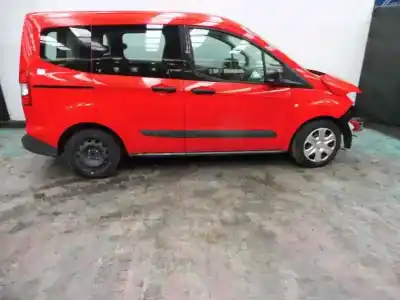 Véhicule à la ferraille ford tourneo courier (c4a) ambiente de l'année 2017 alimenté xucd