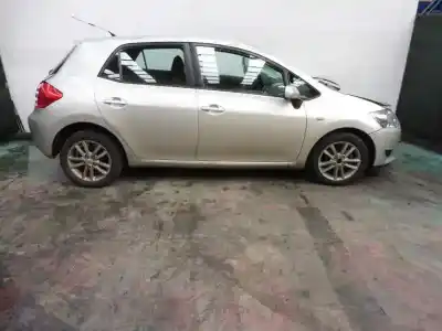 Veicolo di demolizione TOYOTA                                             AURIS                                                                                                                                                                                                                                                      Luna+                                                                                                                                                                                                                                                      dell'anno 2009 alimentato 1NDTV