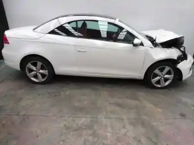 Veículo de Sucata volkswagen eos (1f8) excellence bluemotion do ano 2011 alimentado cffb