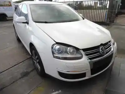 Scrapping Vehicle volkswagen jetta (1k2) highline of the year 2009 powered bls