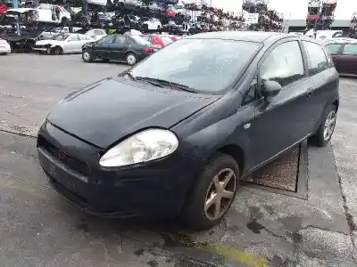 Здавання транспортного засобу fiat grande punto (199) 1.4 8v active (01.2007->) року 2008 потужний 350a1000