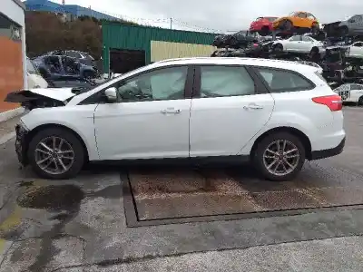 Véhicule à la ferraille ford focus lim. business de l'année 2014 alimenté t1da