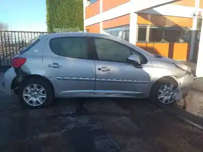 Vehículo de desguace peugeot 207 207 + del año 2012 con motor 8h01