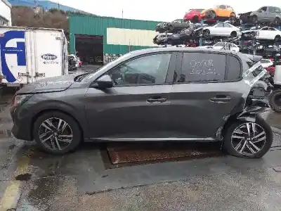 Veicolo di demolizione peugeot 208 2020 dell'anno 2020 alimentato yh01