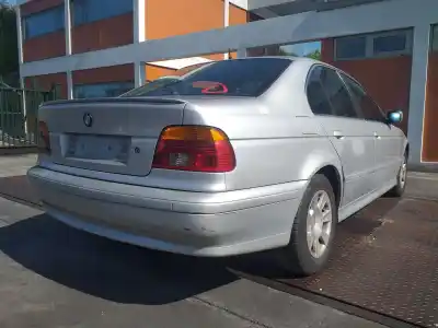Veicolo di demolizione bmw serie 5 berlina (e39) 520d dell'anno 2000 alimentato 254d1