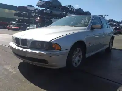 Veicolo di demolizione bmw serie 5 berlina (e39) 520d dell'anno 2000 alimentato 254d1