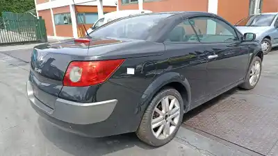 Scrapping Vehicle renault megane ii coupe luxe privilege of the year 2004 powered f9q b8