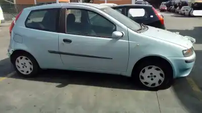 Veículo de Sucata fiat punto berlina (188) 1.2 8v dynamic do ano 2000 alimentado 188a4000