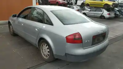 Sloopvoertuig audi a6 berlina (4b2) 1.8 t van het jaar 1998 aangedreven aeb