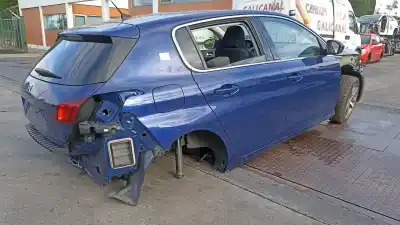 Sloopvoertuig peugeot 308 access van het jaar 2018 aangedreven yh01