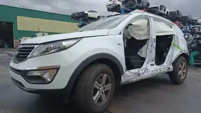 Veicolo di demolizione kia sportage concept 4x2 dell'anno 2016 alimentato g4fd