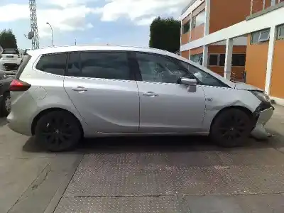Здавання транспортного засобу opel zafira tourer 1.6 cdti dpf року 2015 потужний b16dth