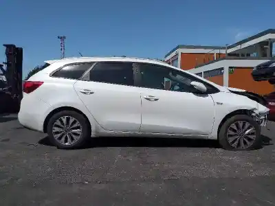 Veicolo di demolizione kia ceed 1.6 crdi dell'anno 2018 alimentato d4fb
