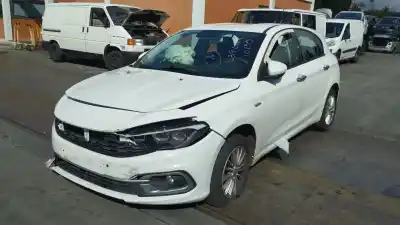 Veículo de Sucata fiat tipo fastback (356_, 357_) 1.6 multijet (357hxg1) do ano 2022 alimentado 463 46 020
