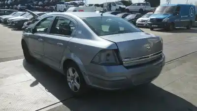 Veículo de Sucata opel astra h berlina cosmo do ano 2009 alimentado z16xer