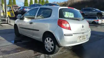 Veículo de Sucata renault clio iii exception do ano 2006 alimentado d4f740