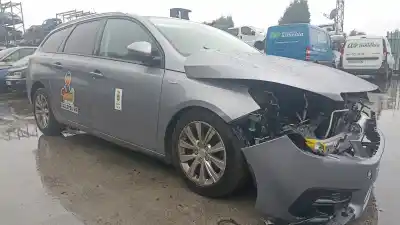 Scrapping Vehicle peugeot 308 allure of the year 2020 powered yh01