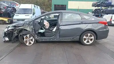 Sloopvoertuig hyundai i40 city s blue van het jaar 2013 aangedreven d4fd