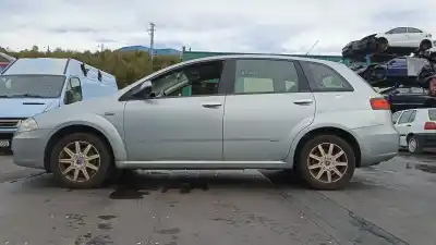 Здавання транспортного засобу fiat croma (194) 1.9 16v multijet dynamic (12.2007->) року 2005 потужний 939a2000