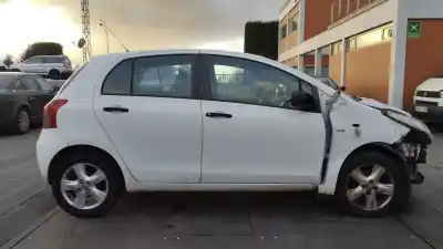Veicolo di demolizione toyota yaris (ksp9/scp9/nlp9) básico dell'anno 2006 alimentato 1ndtv