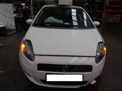 Veicolo di demolizione FIAT GRANDE PUNTO (199_) 1.4 T-Jet (199AXM1A 199BXM1A 199BXN1A) dell'anno 2009 alimentato 198A4000