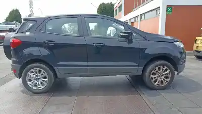 Véhicule à la ferraille FORD ECOSPORT Titanium de l'année 2013 alimenté 10FD0X