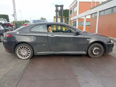 Здавання транспортного засобу alfa romeo                                         gt (125)                                                                                                                                                                                                                                                   1.9 jtd 16v 150/ distinctive року 2006 потужний 937a5000