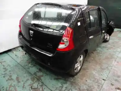 Vehicul casat dacia sandero laureate al anului 2009 alimentat d4f732